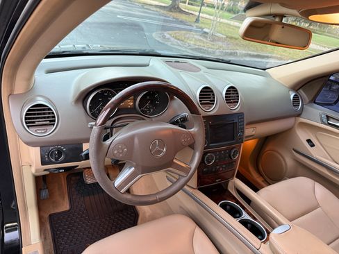 Used 2010 Mercedes-Benz ML 350 image 59