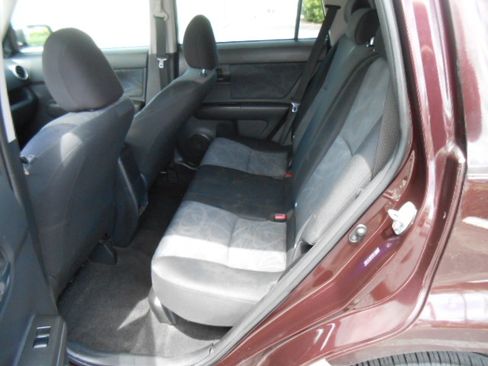 Used 2011 Scion xB FWD image 12