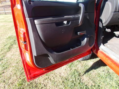 Used 2013 Chevrolet Silverado 2500 LT image 5