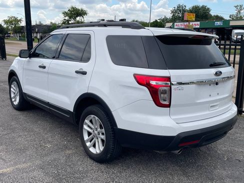 Used 2015 Ford Explorer XLT image 4