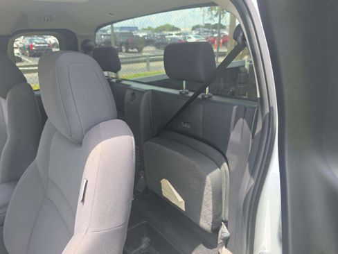 Used 2022 Nissan Frontier 2WD King Cab image 7