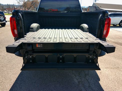 Used 2022 GMC Sierra 2500 AT4 image 36