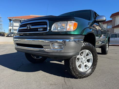 Used 2000 Toyota Tundra SR5 image 5