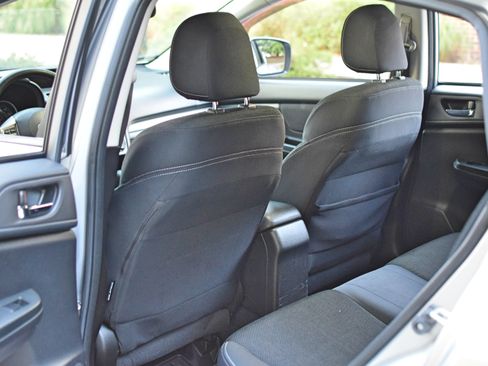 Used 2014 Subaru XV Crosstrek 2.0i Premium image 27