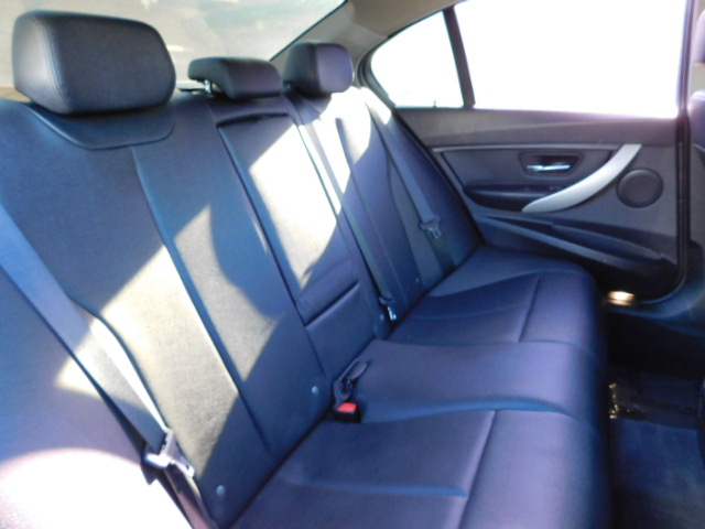 Used 2014 BMW 320i Sedan RWD image 20