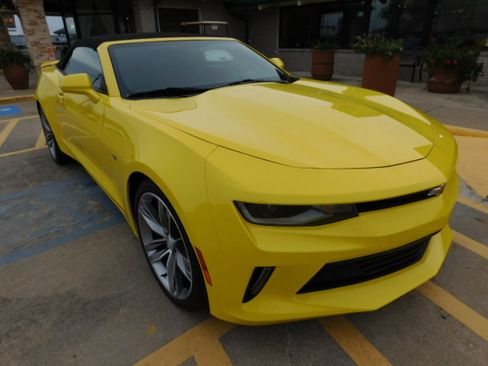 Used 2017 Chevrolet Camaro LT image 1