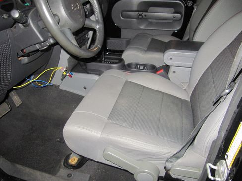 Used 2009 Jeep Wrangler 4WD Unlimited X image 19