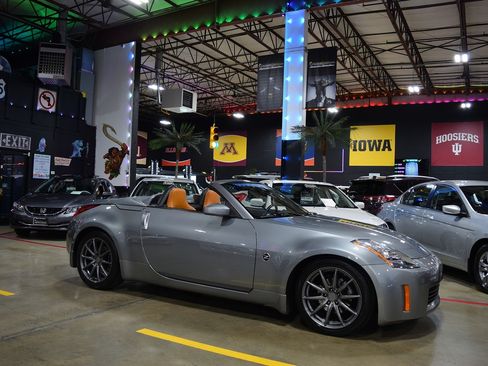 Used 2005 Nissan 350Z Touring RWD image 18