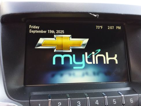 Used 2015 Chevrolet Equinox LT image 14