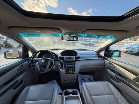 Used 2012 Honda Odyssey Touring image 11