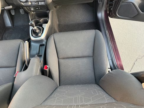 Used 2017 Honda Fit EX image 26