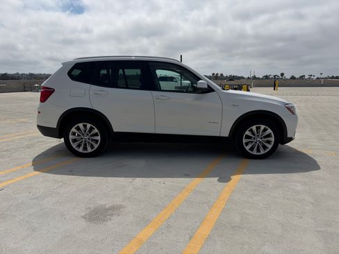 Used 2016 BMW X3 xDrive28i AWD/4WD image 7