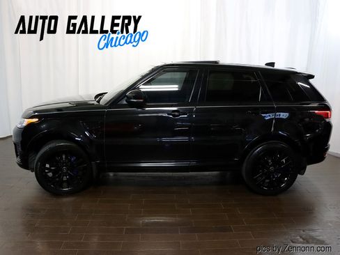 Used 2017 Land Rover Range Rover Sport SVR image 10