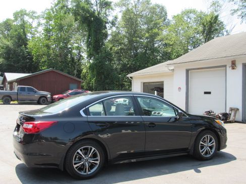 Used 2016 Subaru Legacy 2.5i AWD/4WD image 7