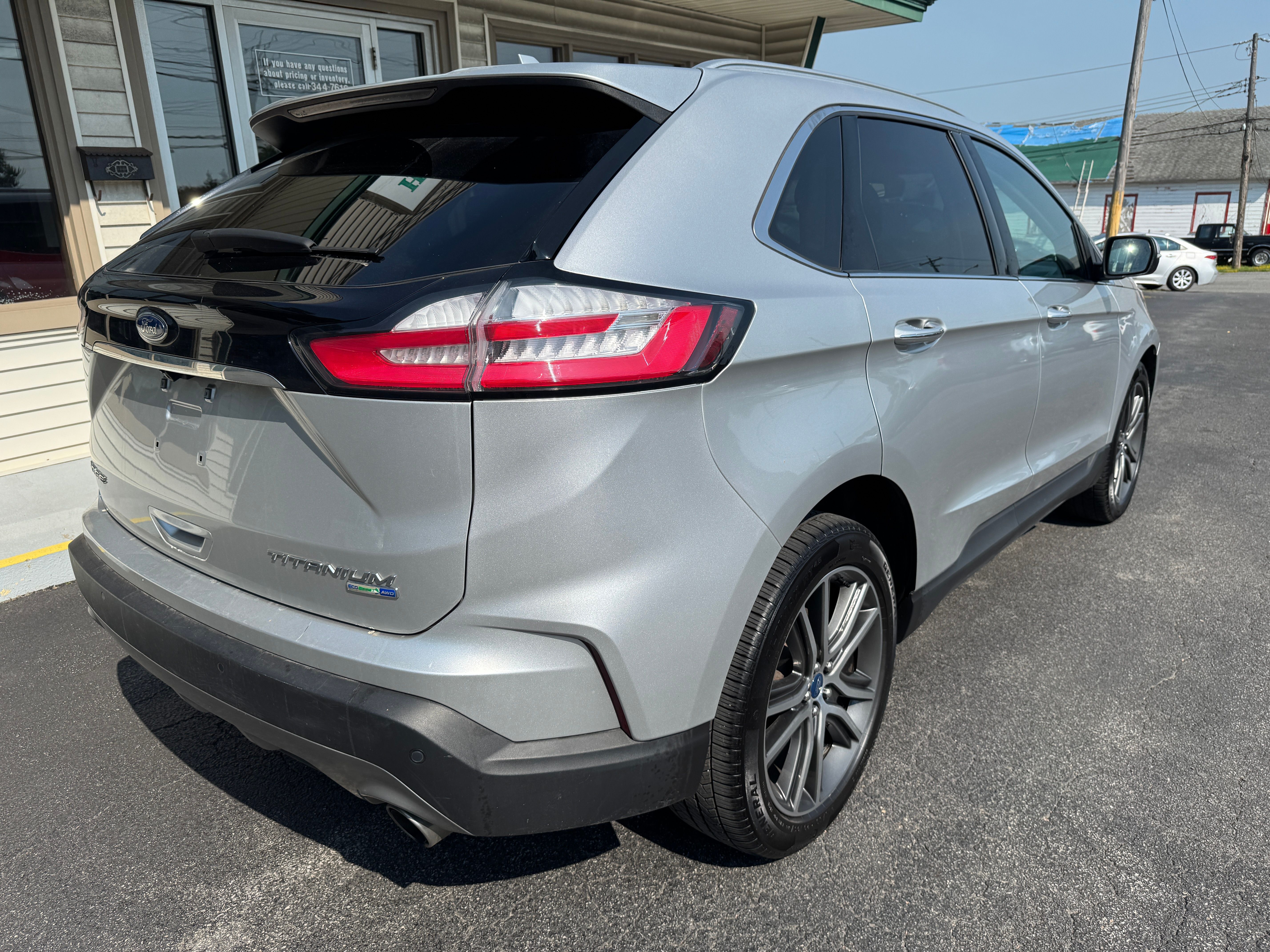 Used 2019 Ford Edge AWD Titanium image 6