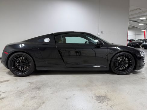 Used 2009 Audi R8 4.2 Coupe AWD/4WD image 3