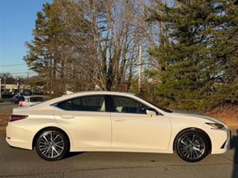 Used 2024 Lexus ES 350 Premium image 6