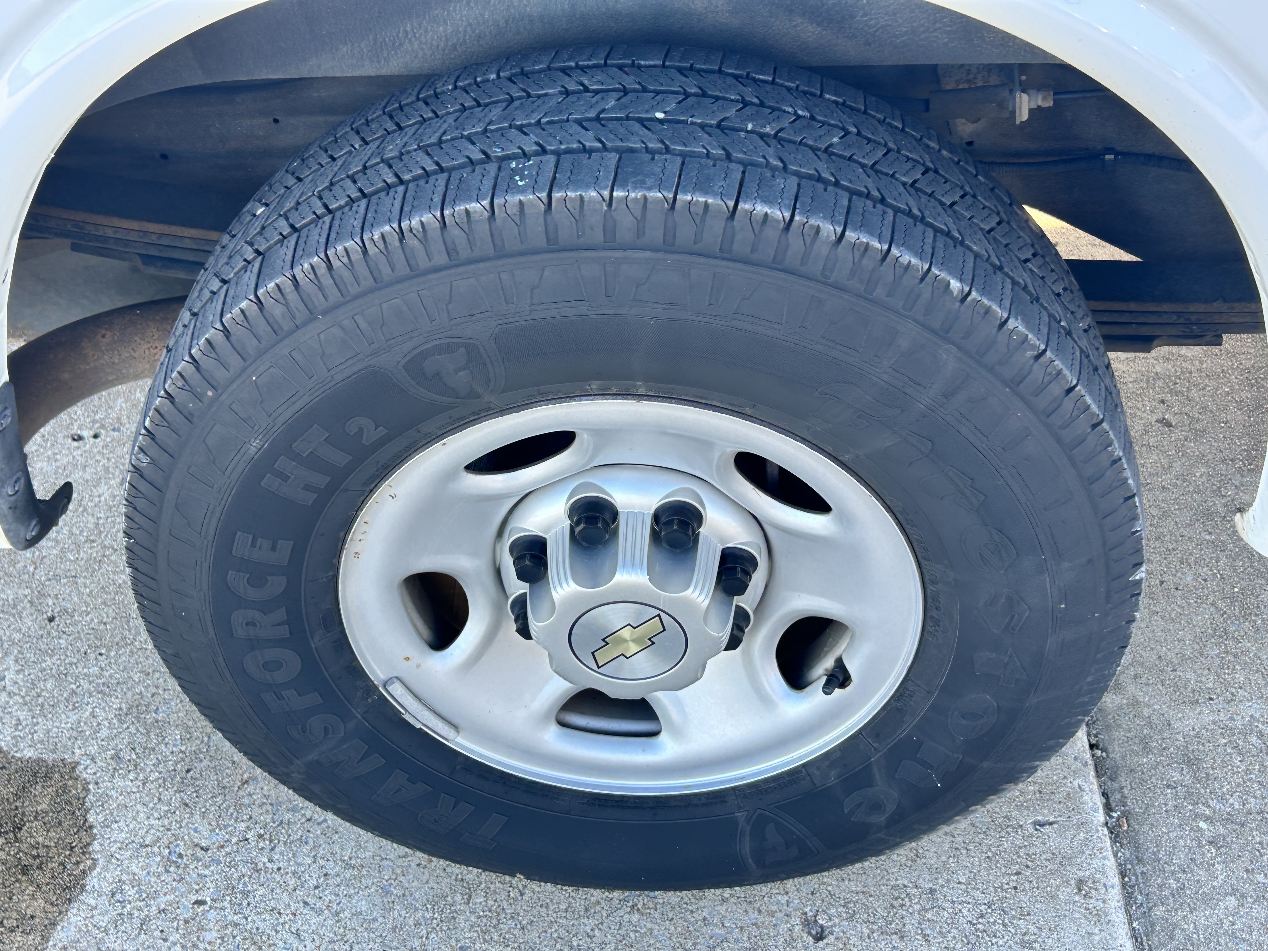 Used 2013 Chevrolet Express 2500 RWD image 31