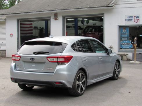 Used 2017 Subaru Impreza 2.0i Sport Hatchback AWD/4WD image 10