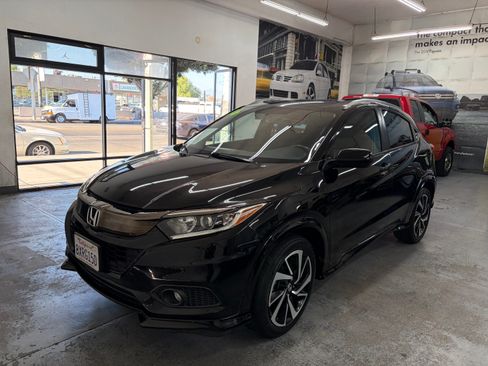Used 2019 Honda HR-V FWD Sport image 1
