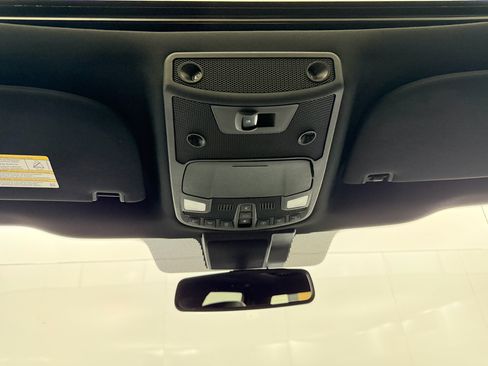 Used 2020 Ford F150 Lariat image 29