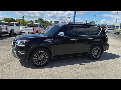 Used 2023 Nissan Armada Platinum AWD/4WD image 4