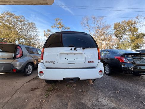 Used 2003 GMC Envoy XL image 4