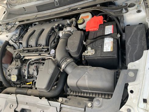 Used 2016 Ford Taurus Police Interceptor FWD image 17