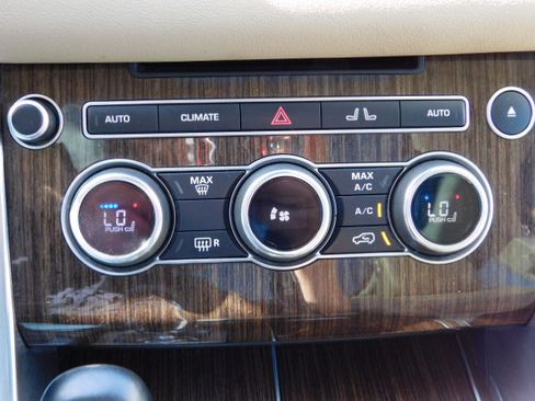 Used 2016 Land Rover Range Rover Sport HSE image 23