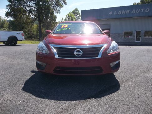 Used 2014 Nissan Altima 2.5 S image 2