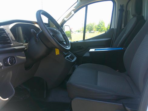 Used 2020 Ford Transit 250 XL Low Roof RWD image 12