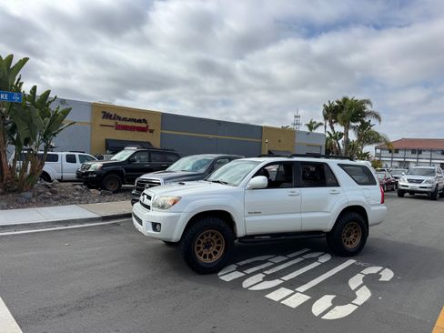 Used 2008 Toyota 4Runner Sport image 1