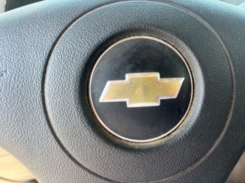 Used 2010 Chevrolet HHR LS FWD image 5
