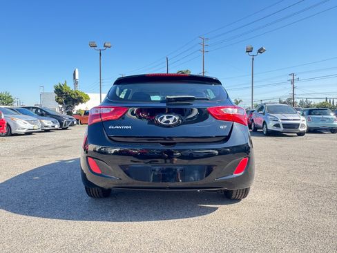 Used 2016 Hyundai Elantra GT image 5
