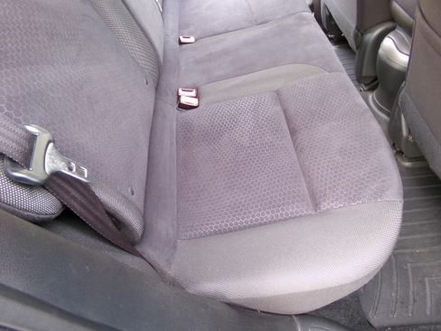 Used 2014 Nissan Juke SV image 11