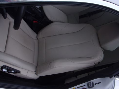 Used 2019 BMW 230i image 27