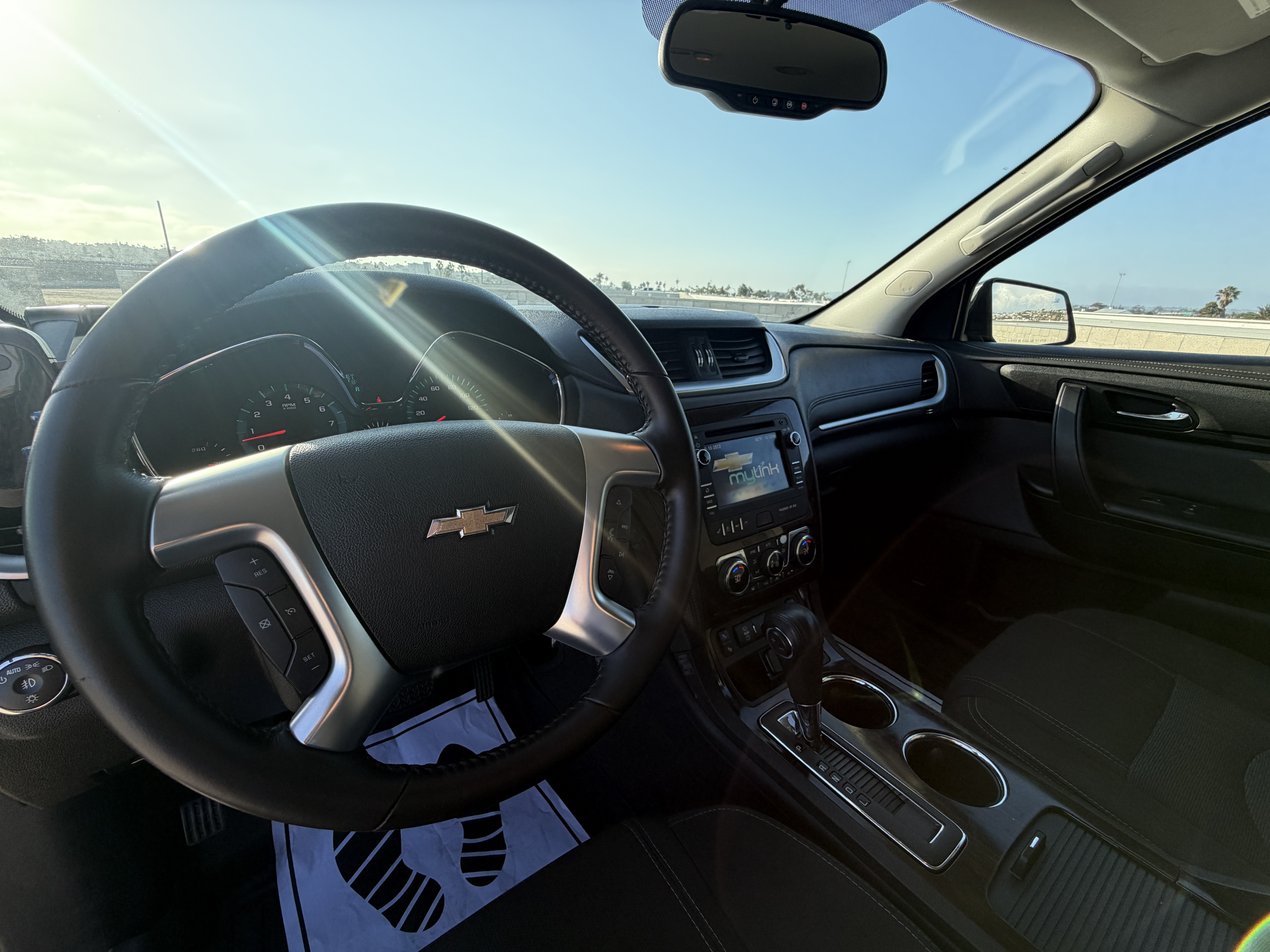 Used 2016 Chevrolet Traverse FWD LT w/ 2LT image 25