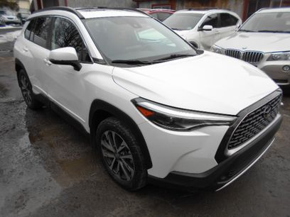 Used 2022 Toyota Corolla Cross XLE