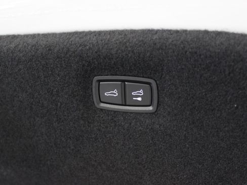 Used 2023 Audi e-tron GT Premium Plus image 47