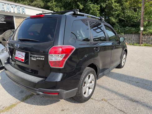 Used 2014 Subaru Forester 2.5i Premium AWD/4WD image 6