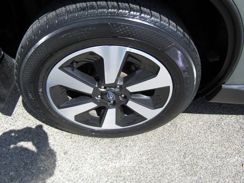 Used 2018 Subaru Forester 2.5i Premium image 10