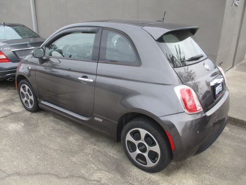 Used 2015 FIAT 500 e image 3