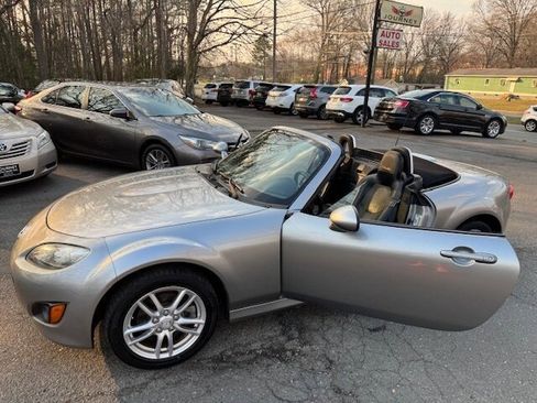 Used 2012 MAZDA MX-5 Miata Sport image 18