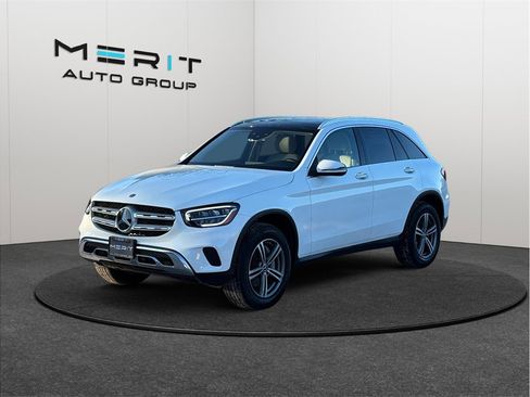 Used 2020 Mercedes-Benz GLC 300 image 4