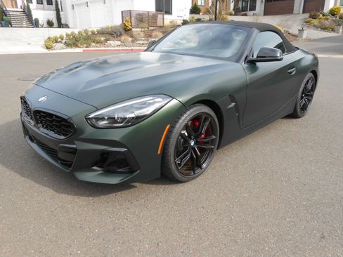 Used 2025 BMW Z4 M40i image 2