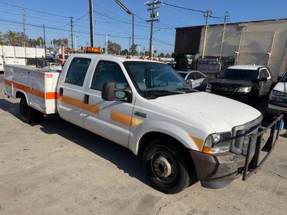 Used 2002 Ford F350 2WD Crew Cab DRW Super Duty