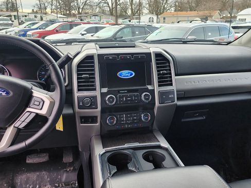 Used 2020 Ford F250 Lariat image 7