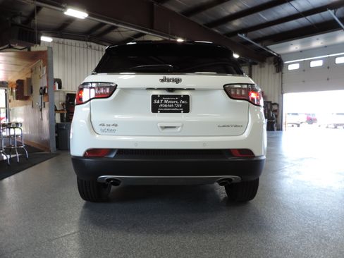 Used 2023 Jeep Compass 4WD Limited image 20