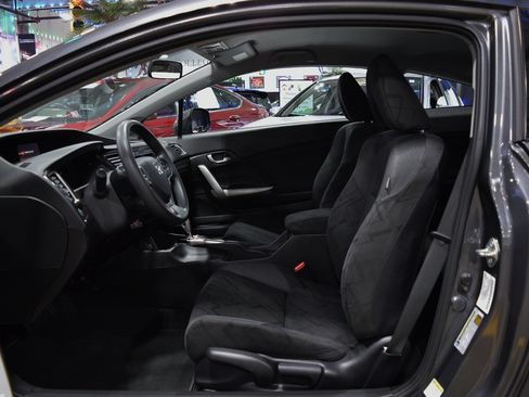 Used 2013 Honda Civic LX Coupe image 16