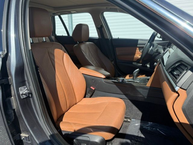 Used 2014 BMW 328i xDrive Wagon AWD/4WD image 8